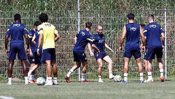 Fenerbahçe Avusturya'da hazırlıklarını sürdürüyor