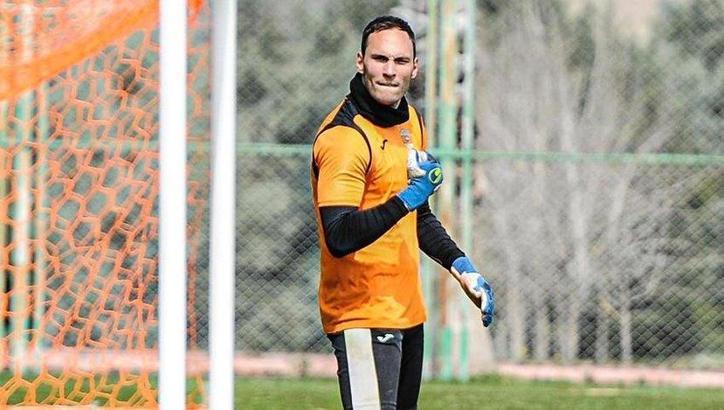 Adana Demirspor, Adanaspor kalecisi Goran Karacic'i transfer etti