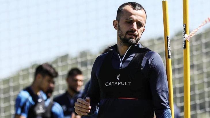 İlhan Parlak: Kenetlenirsek büyük başarılara imza atarız