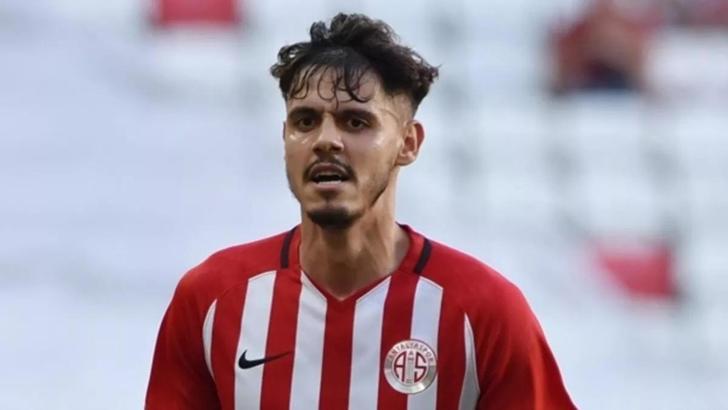 Çaykur Rizespor, Bahadır Öztürk'ü kiraladı