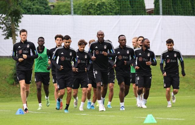 Beşiktaş, yeni sezon hazırlıklarına devam ediyor