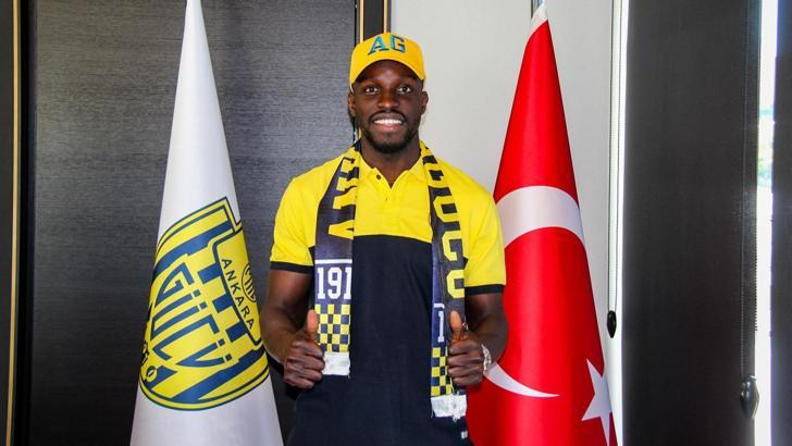Ankaragücü, Ali Sowe'u kiralık olarak kadrosuna kattı