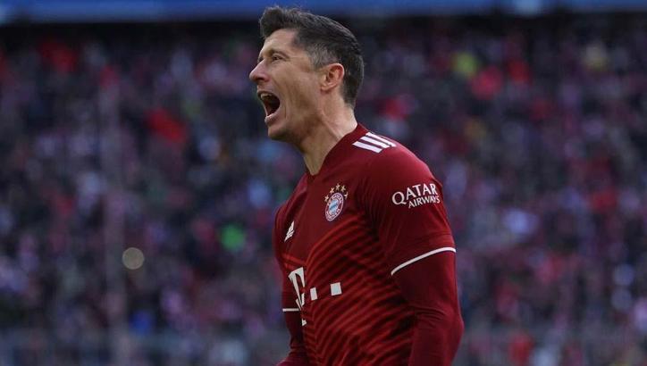 Bayern Münih, Robert Lewandowski için Barcelona'yla anlaştıklarını açıkladı!