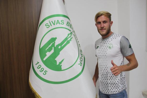 Emre Adiloğlu, Sivas Belediyespor'da