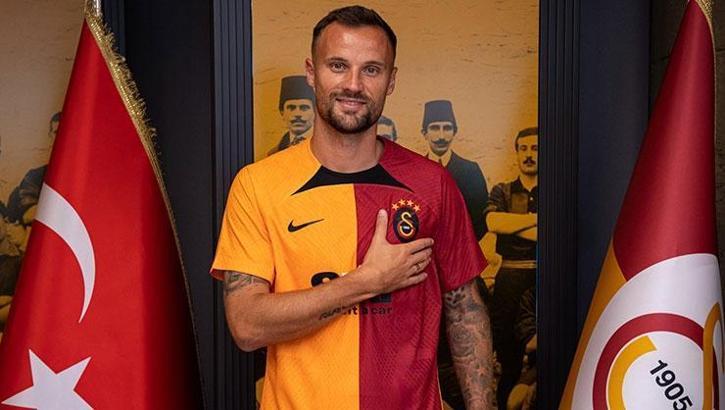 Son dakika! Galatasaray, Haris Seferovic transferini KAP'a bildirdi