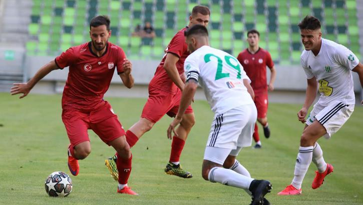 Hazırlık maçı: Sivasspor: 0 - Haladas: 0