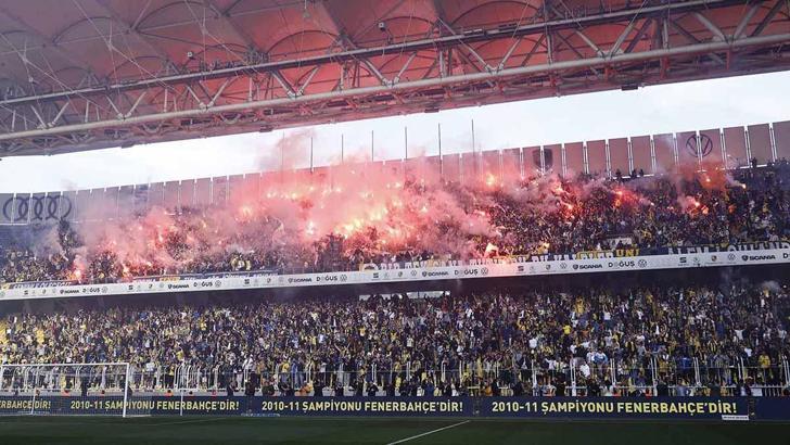 Fenerbahçe - Kiev maçında Kadıköy'de süper açılış