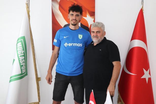 Dev kaleci Hüseyin Ayan Muğlaspor'da