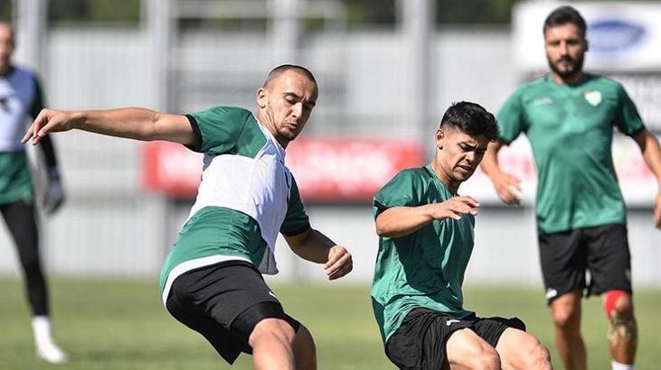 Bursaspor'da yeni sezon hazırlıkları sürüyor