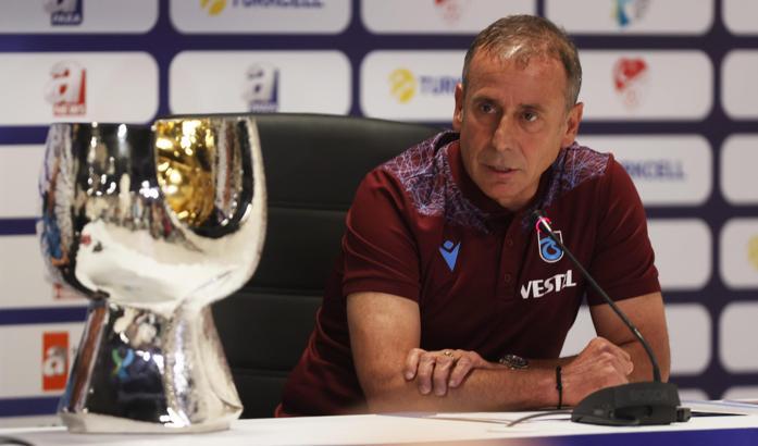Trabzonspor'da son dakika! Abdullah Avcı'dan transfer açıklaması