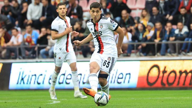 Son dakika! Beşiktaş'ta Emirhan İlkhan'dan transfer açıklaması