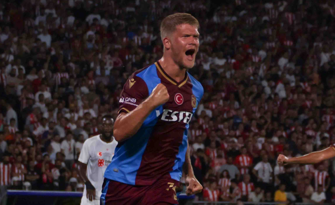 Trabzonspor'da Cornelius süper başladı