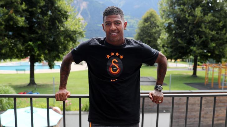 Patrick van Aanholt: Ligi Galatasaray'ın hak ettiği yer olan en tepede bitireceğiz