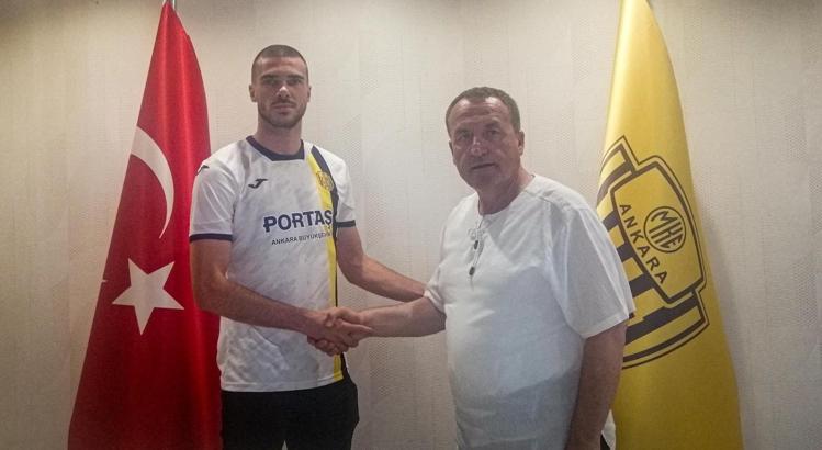 Ankaragücü, Nihad Mujakic'i transfer etti