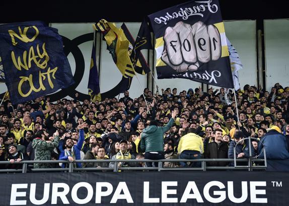 Fenerbahçe taraftarlarından Zenit maçına büyük ilgi