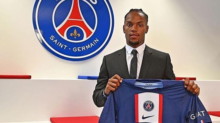 Renato Sanches resmen PSG'de