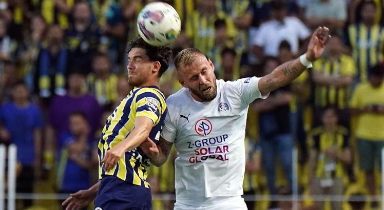 Fenerbahçe'de Ferdi Kadıoğlu, Slovacko maçını tamamlayamadı