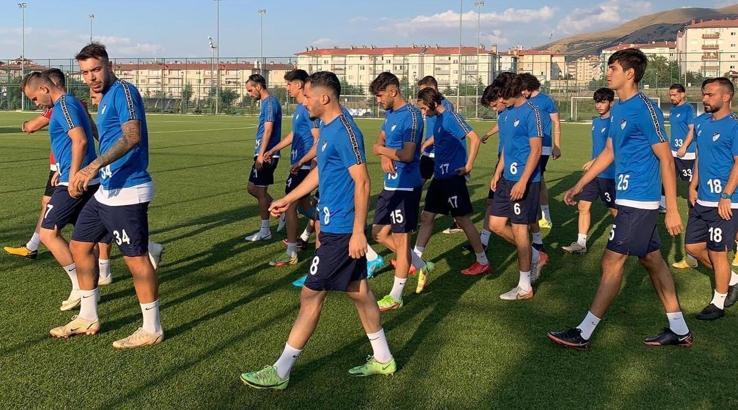 Elazığspor'da hazırlık kampı sürüyor