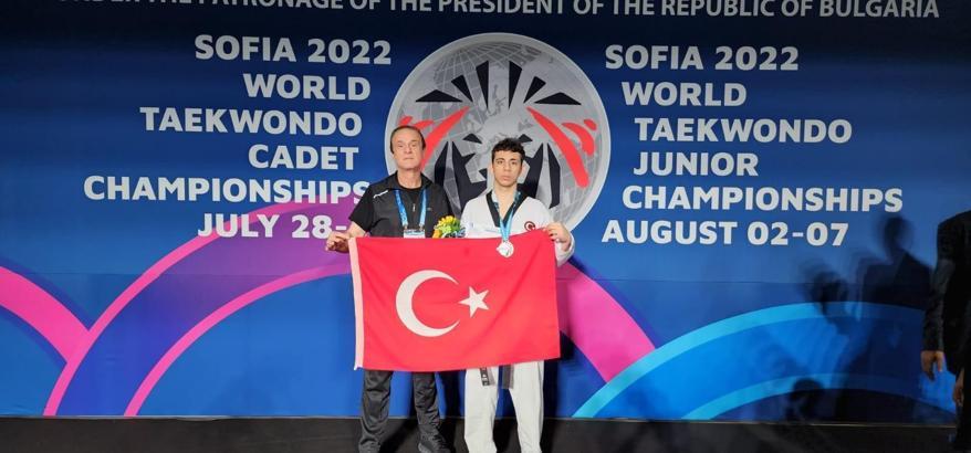 Furkan Münir Doğru, dünya 2.'si oldu