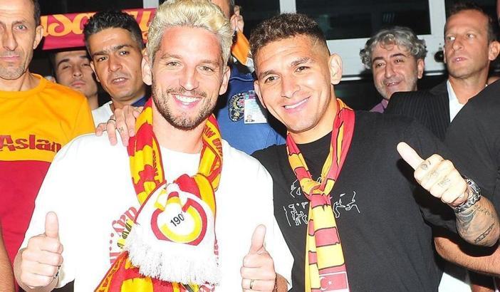 Galatasaray, yeni yıldızları Torreira ile Mertens'i böyle duyurdu