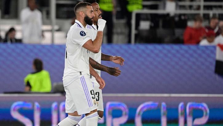 Real Madrid'de Karim Benzema, Raul'ü geçti!