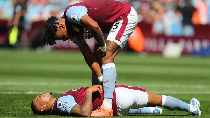 Aston Villa'ya Diego Carlos'tan kötü haber! Aşil tendonu koptu