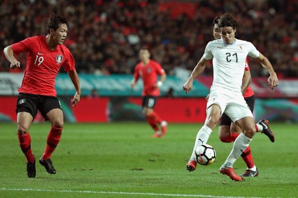Fernando Musleralı Uruguay, Güney Kore'ye mağlup oldu