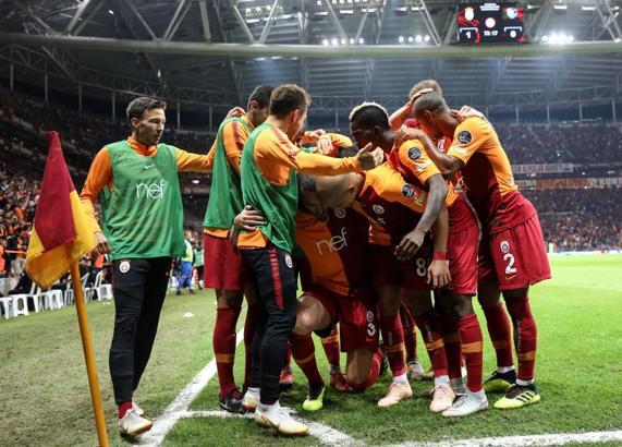 Galatasaray sahasındaki yenilmezliği 23'e çıkardı