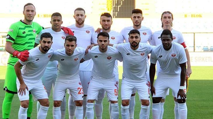 Adanaspor'da teknik direktörlüğe Bülent Akın getiriliyor