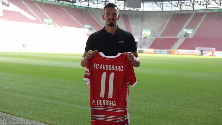Son dakika! Augsburg, Fenerbahçe'den Mergim Berisha'yı kadrosuna kattı