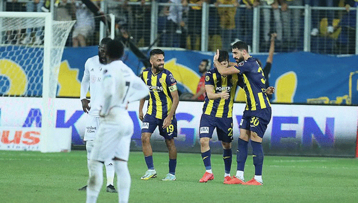 Beridze'nin golleri, Tolga Ciğerci'nin performansı yetmedi!
