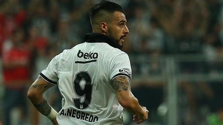 Negredo yuvadan uçuyor
