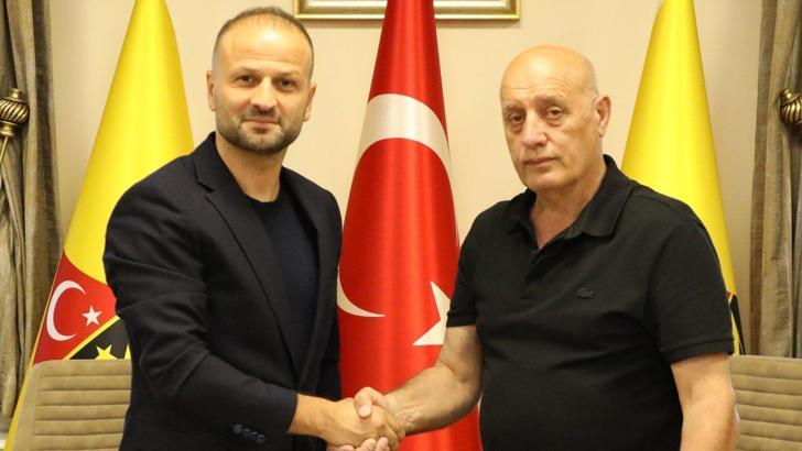 İstanbulspor, Osman Zeki Korkmaz ile yeni sözleşme imzaladı