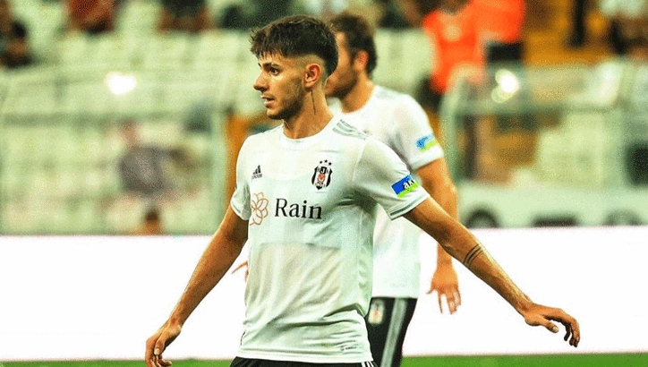 Beşiktaş'ta, Berkay Vardar beğeni kazandı