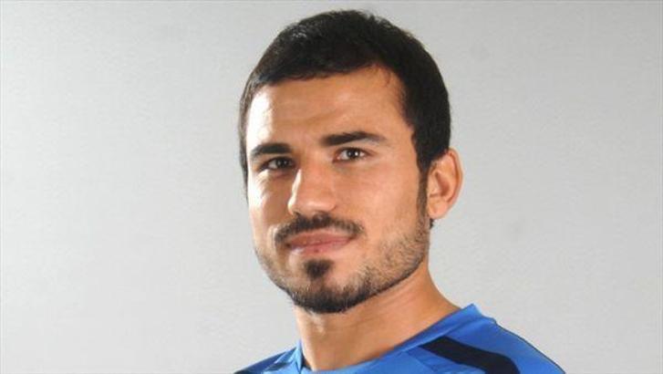 Trabzonsporlu eski futbolcu Barış Ataş, Amed Sportif'e transfer oldu