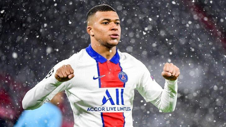Futbolda 2022'de en çok para kazanan isim Kylian Mbappe