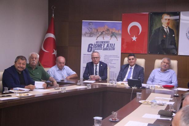 6. Geleneksel İsmet Atlı Karakucak Güreşleri'nin tanıtım toplantısı gerçekleştirildi