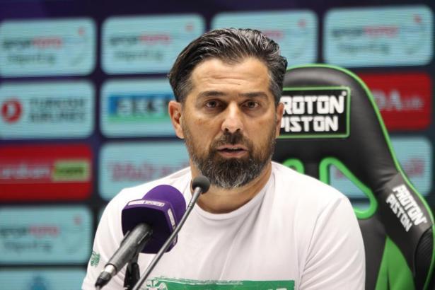 İlhan Palut: Bu maçı kazanmak değerliydi