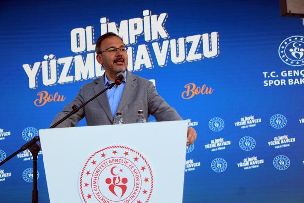 Bakan Kasapoğlu: Salgın döneminde 5 milyon öğrenciye yüzme öğrettik