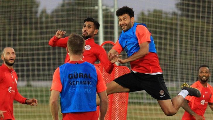 Akdeniz derbisi öncesi Antalyaspor'a beş eksik