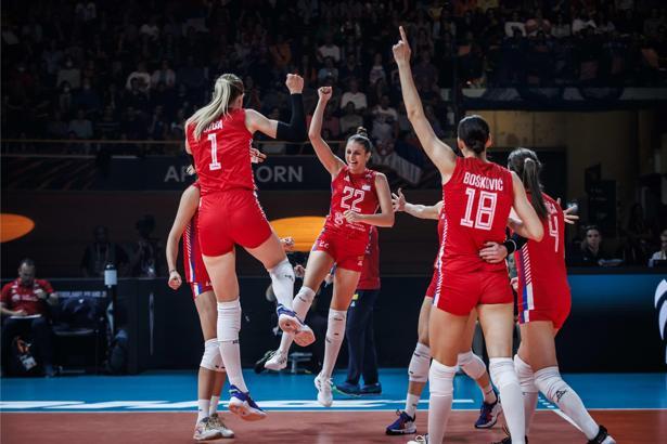FIVB 2022 Kadınlar Voleybol Şampiyonası'nda kazanan Sırbistan oldu