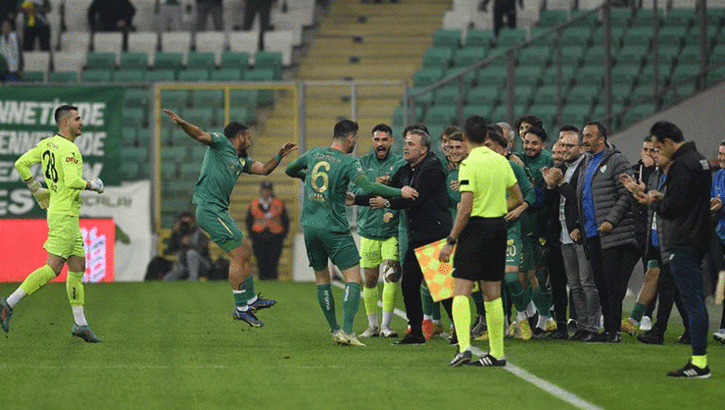 Tahsin Tam, ilk 11'de 3 futbolcusundan vazgeçemiyor