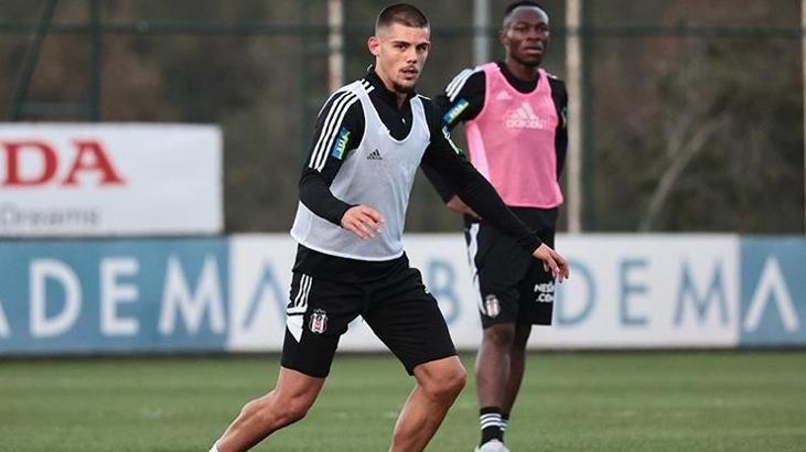 Francisco Montero, Süper Lig'de kalıyor