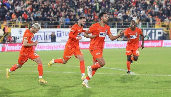 Alanyaspor'dan Trabzonspor karşısında müthiş rövanş!