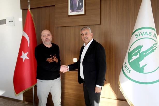Sivas Belediyespor'da Özer Karadaş dönemi