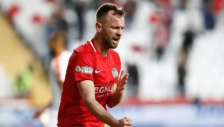 Manisa FK'dan Hakan Özmert bombası