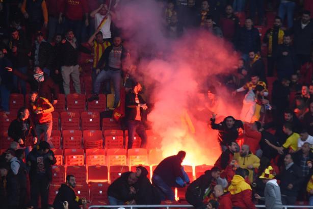 İzmir derbisinin faturası ağır oldu