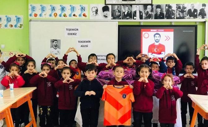 Mahmut Tekdemir'den öğrencilere destek