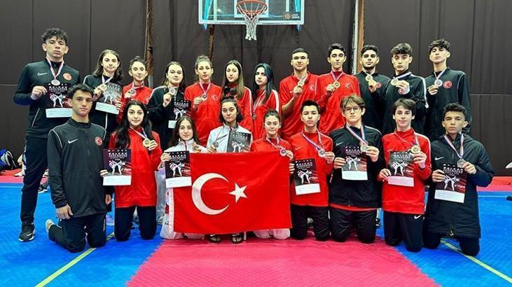 Milli tekvandocular Balkanlar'ı salladı!