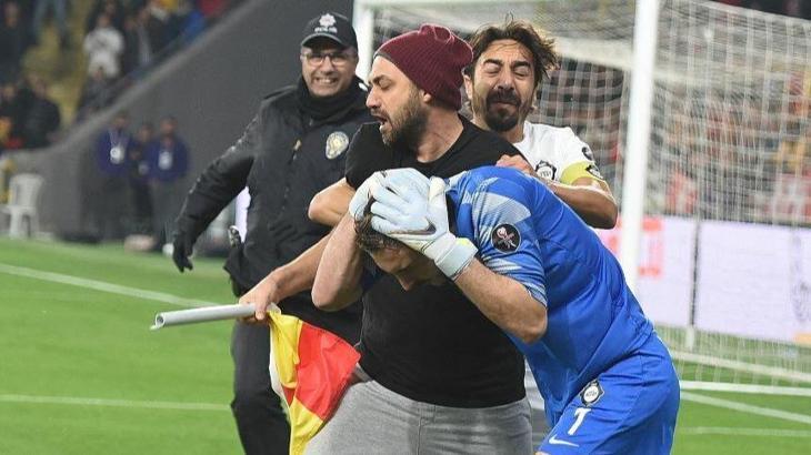 Göztepe'de forvet, Altay'da kaleci sıkıntısı